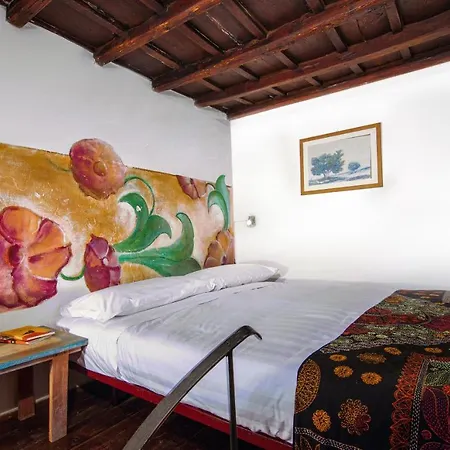 Lägenhet Cartari, Renaissance Flat A Few Steps From Piazza Navona And Vatican *